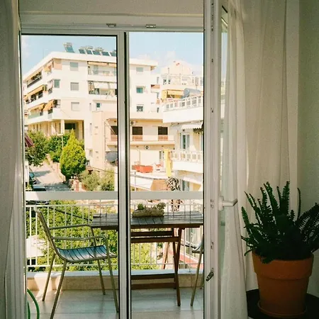 Side Iv * Kavala